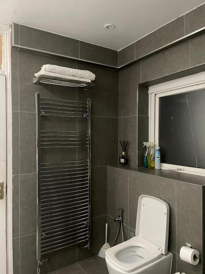 Balham, South London Spacious Guest House 5, 6 Rooms Available Exterior foto